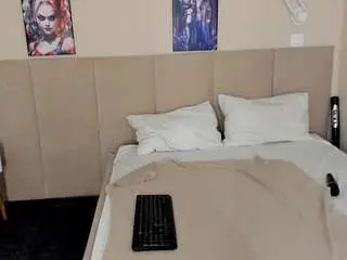 Musclexxxbarbie  live sex cam