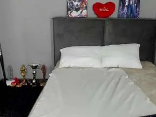 Musclexxxbarbie  live sex cam