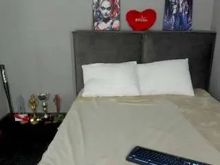Musclexxxbarbie  live sex cam