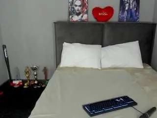 Musclexxxbarbie  live sex cam