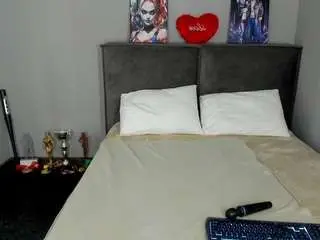 Musclexxxbarbie  live sex cam
