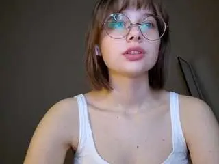 Monserrategreubel  live sex cam