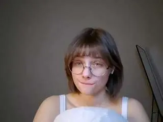 Monserrategreubel  live sex cam