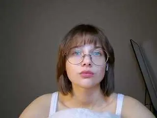 Monserrategreubel  live sex cam