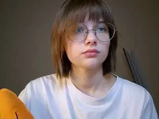 Monserrategreubel  live sex cam