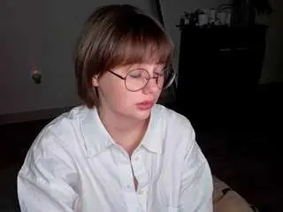 Monserrategreubel  live sex cam