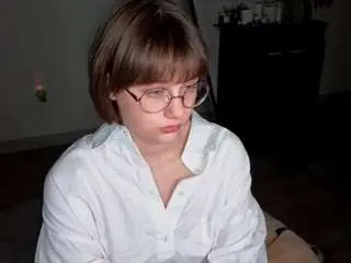 Monserrategreubel  live sex cam