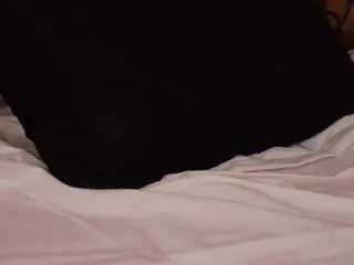 Tanyakross  live sex cam