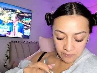 Amapolaunicorn  live sex cam