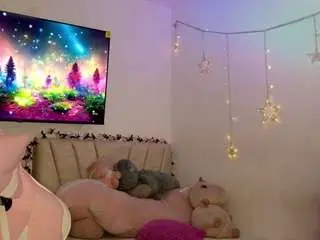 Amapolaunicorn  live sex cam