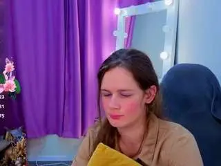 Datsi-benson  live sex cam