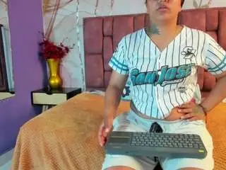 Haeily-ruiz  live sex cam