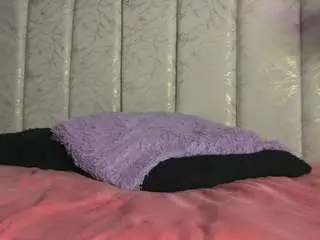 Mia-sweetie1  live sex cam
