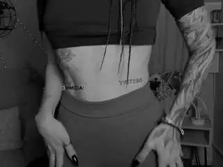 Rose-veil  live sex cam