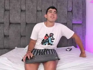 Eclipseloveos  live sex cam