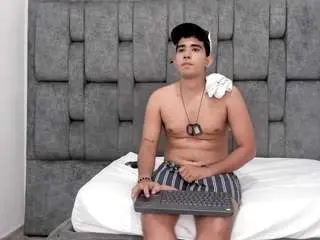 Eclipseloveos  live sex cam