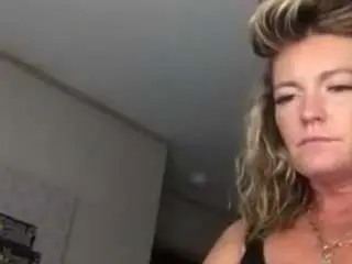 Gingerbabe34  live sex cam