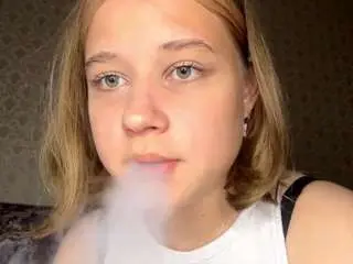 Josefinelathen  live sex cam