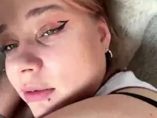 Josefinelathen  live sex cam
