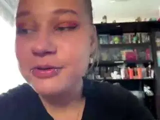 Josefinelathen  live sex cam