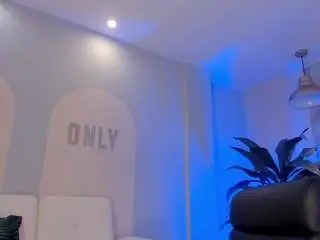 Laylascarlett  live sex cam