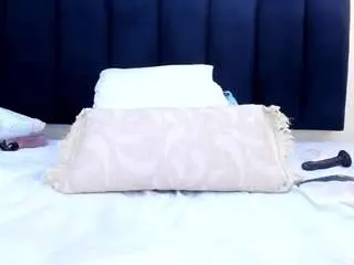 Mayaevansmg  live sex cam