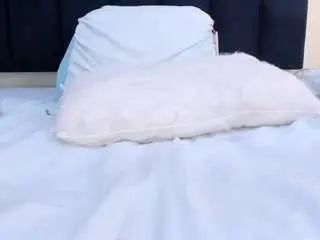 Mayaevansmg  live sex cam