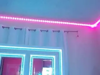 Adafontaine18  live sex cam