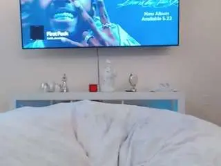 Adafontaine18  live sex cam