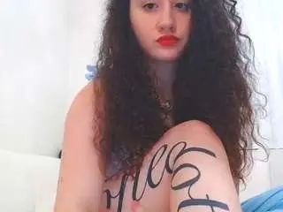 Adafontaine18  live sex cam