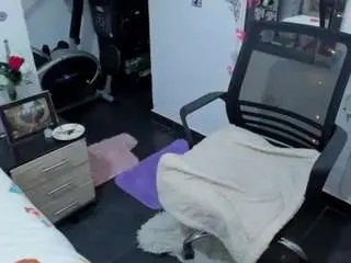 Aricruz69  live sex cam