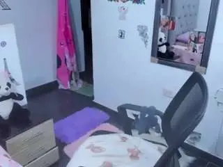 Aricruz69  live sex cam