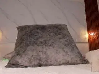 Jung-zc  live sex cam