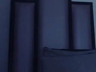 Lucy-23  live sex cam