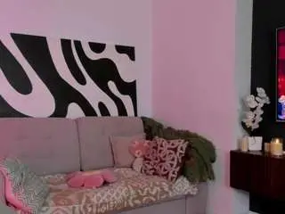 Naomistation  live sex cam