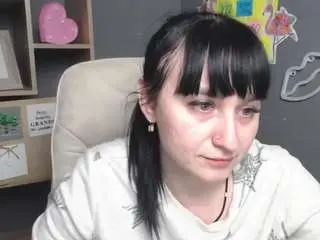 Ninaflawlees  live sex cam