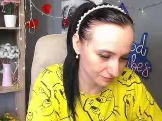 Ninaflawlees  live sex cam