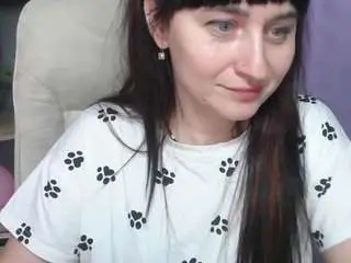 Ninaflawlees  live sex cam