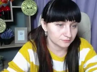 Ninaflawlees  live sex cam