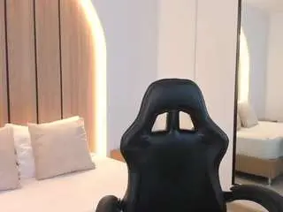 Olivia-willoow  live sex cam