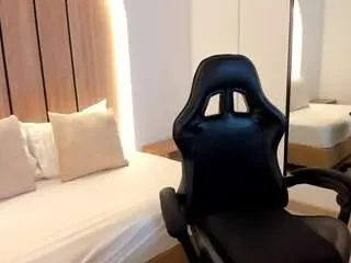 Olivia-willoow  live sex cam