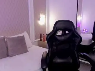 Olivia-willoow  live sex cam