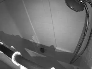 Voyeurcam-whitneyoc-shower  live sex cam