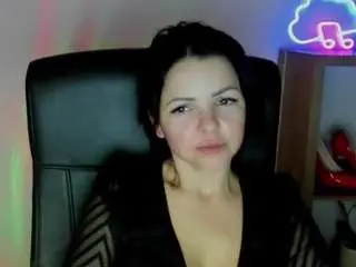 Mollymoon40  live sex cam