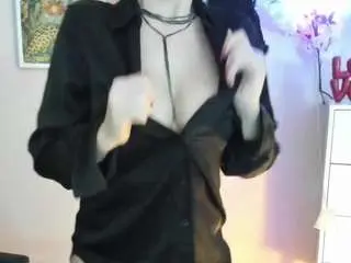 Mollymoon40  live sex cam