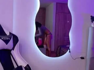 Aleja-storm  live sex cam