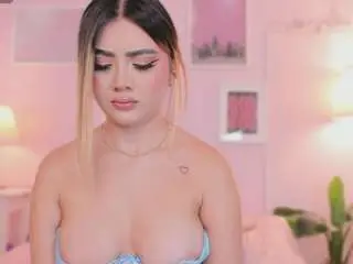 Little-natt  live sex cam