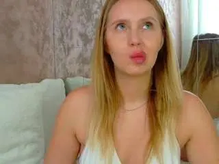 L3xxya  live sex cam