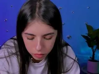 Lyra-desire  live sex cam