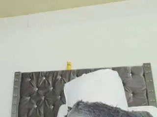 Melanyy-miller  live sex cam